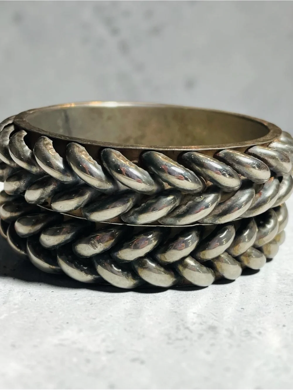 Vintage Chunky Twisted Link Silver-Tone Metal Bangle Bracelets Set of Two